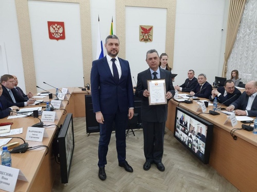 Сегодня наш коллега - заместитель начальника СП «Шилка» Алексей Абрамов получил благодарность Президента РФ